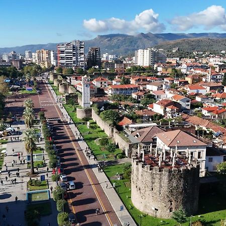 Hotel Guri Elbasan Buitenkant foto
