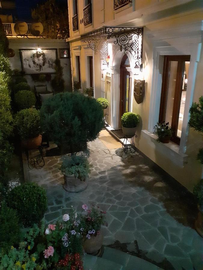 Hotel Guri Elbasan Buitenkant foto