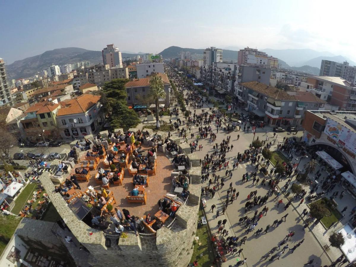 Hotel Guri Elbasan Buitenkant foto