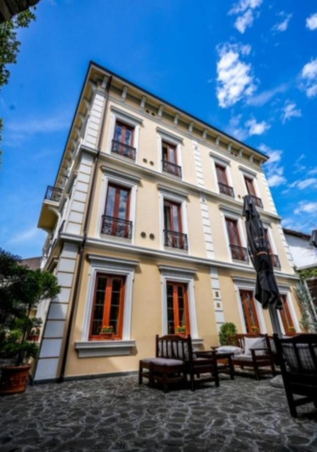 Hotel Guri Elbasan Buitenkant foto