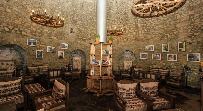 Hotel Guri Elbasan Buitenkant foto
